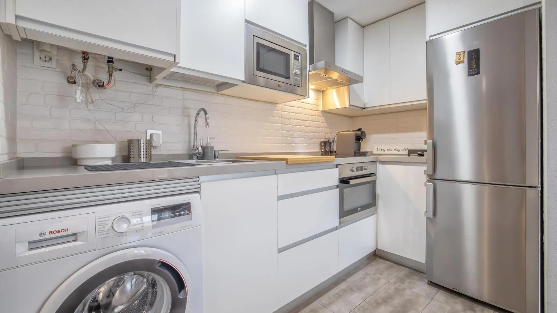 Coral & Apartment & Parking Cordoba