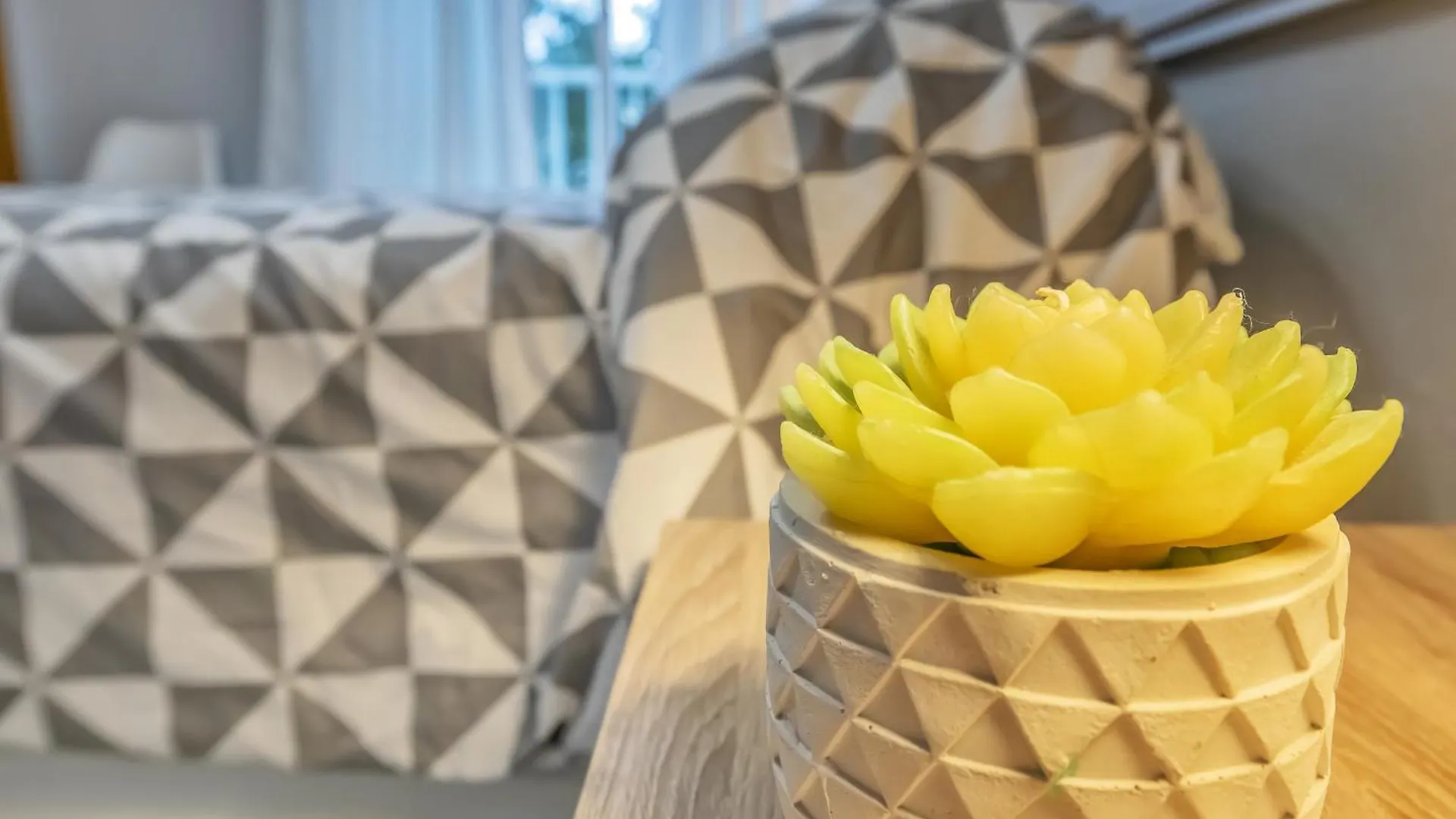 Coral & Apartment & Parking Cordoba