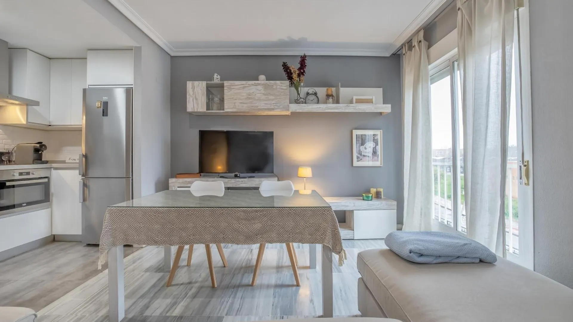 Coral & Apartment & Parking Κόρδοβα 0*,  Ισπανία